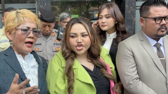 Berseteru dengan Ridwan Kamil, Lisa Mariana Dipanggil Polisi Hari Ini
