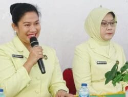 Ny Tiurmaida Harli Siregar Motivasi Pelajar SMP Adhyaksa 2 Medan