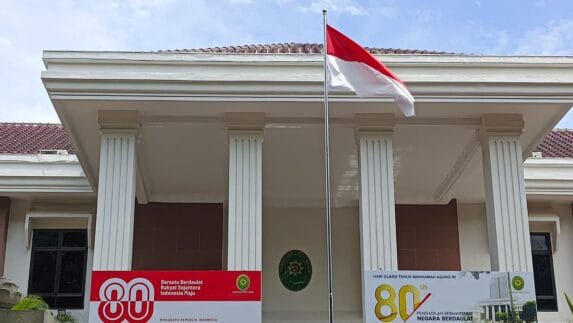 ‎Putusan Banding Vonis Akuang 10 Tahun Penjara dan Uang Pengganti Rp856,8 M‎