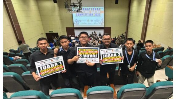 Tim MAN 1 Madina Borong Juara International Robotics Talent Competition 2025