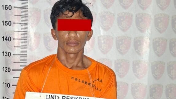 Miliki 2 Paket Sabu, Pria Bertato tak Berkutik Saat Diringkus Polisi