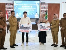 80 Mahasiswa Terima Bantuan Sosial Miskin Berprestasi