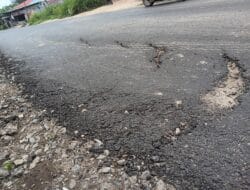 Belum Sebulan, Proyek Jalan Tanjung Balai Sunggal Senilai 1,9 M Sudah Mulai Rusak