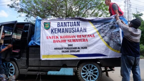 Relawan Bersinergi Antar Bantuan ke Lokasi Dampak Terparah di Kecamatan Langkahan