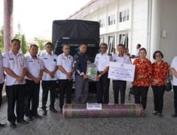 Pemkab Toba Salurkan Bantuan untuk Korban Bencana di Humbang Hasundutan