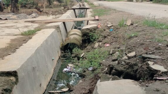Diduga tak Sesuai Standar, Proyek Drainase yang Belum Lama Dibangun Ambruk