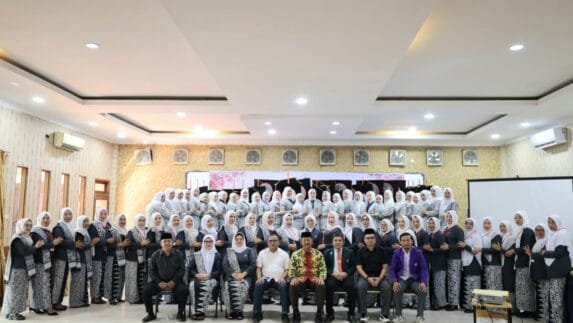 Buka Muscab IV IBI, Bupati Madina Tekankan Bidan Jadi Pelayan Terbaik Bagi Masyarakat