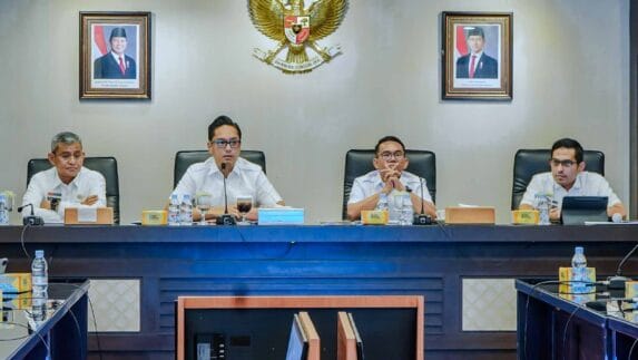 Rico Waas: Gedung Bertingkat Siapkan Sistem Evakuasi, Gang Kebakaran Tak Boleh Disalahgunakan