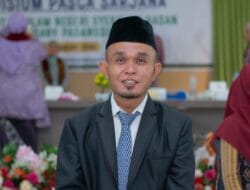 Kepala Desa Aktif, Fauzan Hamidi Lulusan Terbaik S2 UIN Syahada