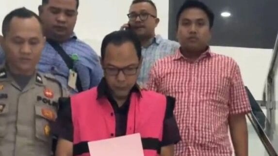 Tersangka Korupsi 1,36 Miliar, Mantan Pejabat Bank di Medan Ditahan