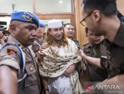 Bahar bin Smith Ditetapkan Tersangka Penganiayaan