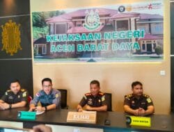 Diduga Korupsi Pada Pengembangan Sarana Pabrik Es, Kejari Abdya Eksekusi 2 Tersangka