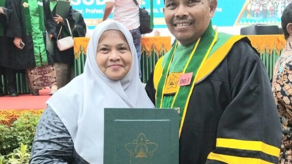 Kepala SMK-PP Saree Aceh Besar Raih Gelar Doktor