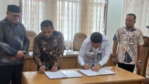 Pemkab Aceh Selatan Teken MoU dengan Kanwil Ditjen Imigrasi Aceh