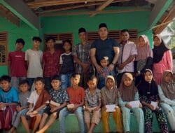 Ketua Fraksi Partai Demokrat DPRD Palas Santuni Anak Yatim di Barumun Selatan