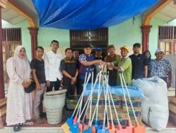 Keluarga Besar Partai Demokrat Aceh Selatan Peduli Terhadap Korban Kebakaran di Kluet Utara