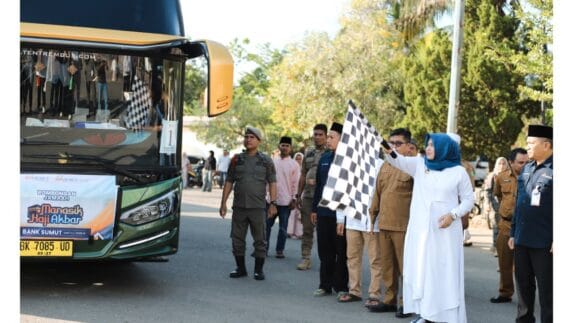 Wabup Madina Lepas Manasik Haji Akbar PT Bank Sumut