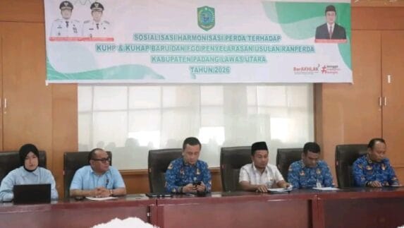 Bupati Paluta Buka Kegiatan Sosialisasi Harmonisasi KUHP dan KUHAP Baru dan FGD