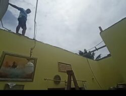 Ratusan Rumah di Kecamatan Batangkuis Rusak Dihantam Angin Putingbeliung