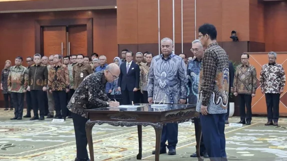 Robert Leonard Marbun Dilantik sebagai Sekjen Kemenkeu