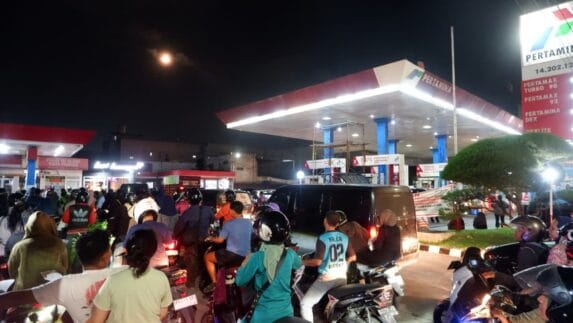 Warga Medan Panik akibat Berita Hoaks Langka BBM, Pertamina Pastikan Stok Aman