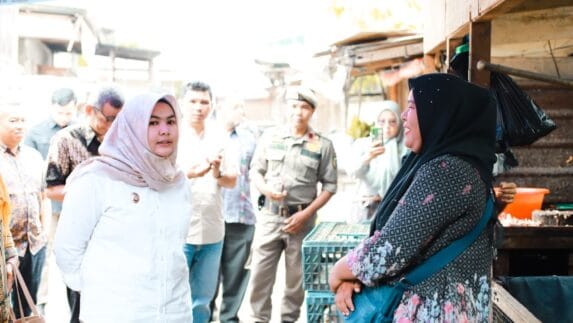 Wabup Atika Pastikan Harga Sembako Terkendali Jelang Lebaran