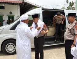 Silaturahmi, Kapolres Labuhanbatu Kunjungi Tuan Guru dan Khalifah di Persulukan Al-Barokah