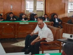 Topan Ginting Dituntut 5,5 Tahun Bui dalam Kasus Suap Proyek Jalan Rp165,8 Miliar