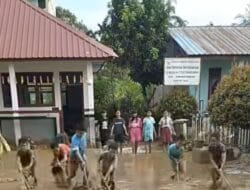 Empat Rumah Hanyut Diterjang Banjir Bandang di Tapanuli Utara