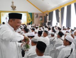 Bupati Syah Afandin Tepungtawari 398 Jemaah Calon Haji Langkat