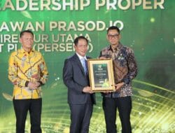 Darmawan Prasodjo Raih Penghargaan Green Leadership, PLN Borong 11 PROPER Emas KLH 2025