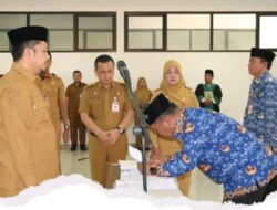 Bupati Paluta Lantik Pejabat Pimpinan Tinggi Pratama dan Administrator
