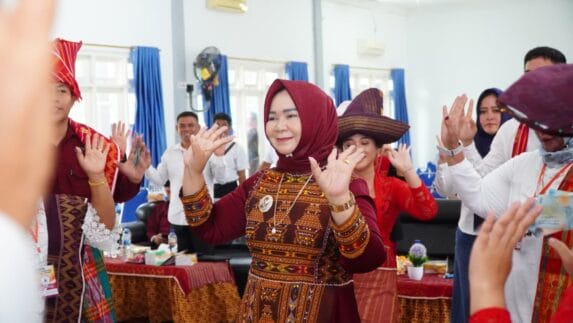 Wabup Langkat Tiorita Buka Musda Merga Silima, Perkuat Soliditas Internal