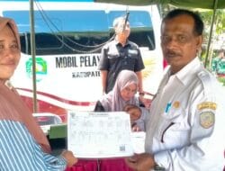 TMMD Kodim 0110 Sandingkan Disdukcapil Abdya, Layani Pembuatan Adminduk Warga