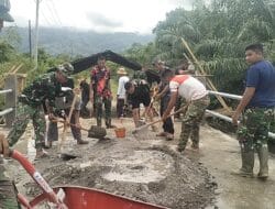 TNI dan Warga Gaspol Selesaikan Pembangunan Jembatan Aramco di Pasi Rasian