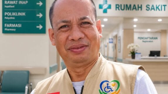 Aksi Sosial “Titip Kursi Roda-Titip Kepedulian” dan Layanan Ambulans Dapat Dukungan