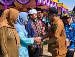 Hardiknas 2026 di Sinunukan Khidmat, Lima Guru Purnabakti Terima Penghargaan