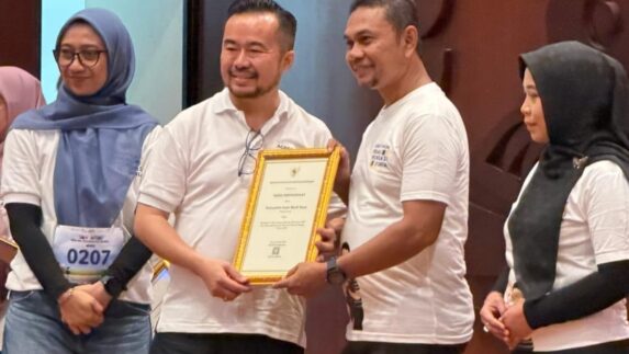 Raih Penghargaan Nasional Surveilans AFP dan Campak-Rubella, Kadiskes Abdya: Ini Hasil Kerja Seluruh Tenaga Kesehaan