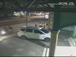 Kawanan Begal Bersenjata Kelewang Rampas Sepeda Motor Warga di Sei Rampah