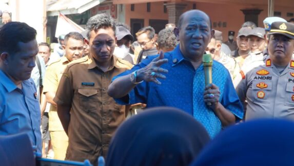 Aliansi BKM Minta Pemkab Langkat Aspal Jalan 2 Kilometer di Selesai, Bupati Janji Segera Diaspal