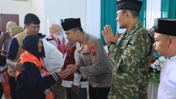 Kapolres Labuhanbatu Hadiri Pelepasan Keberangkatan Jemaah Calon Haji 2026