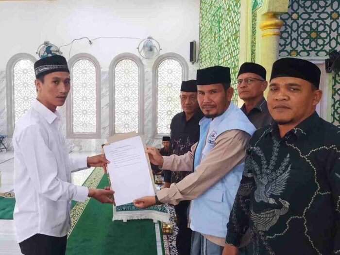 Baitul Mal Aceh Selatan Fasilitasi Prosesi Pensyahadatan Warga Nias Masuk Islam