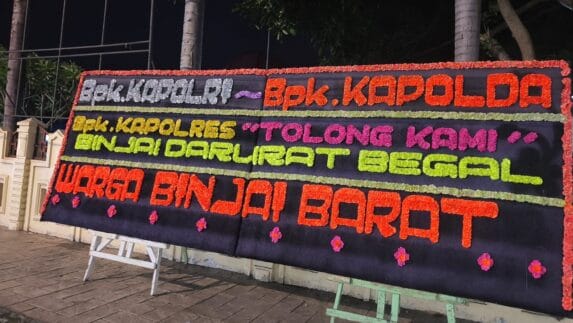 Karangan Bunga Jadi Simbol Protes, Warga Binjai Barat dan Ojol: “Binjai Darurat Begal”