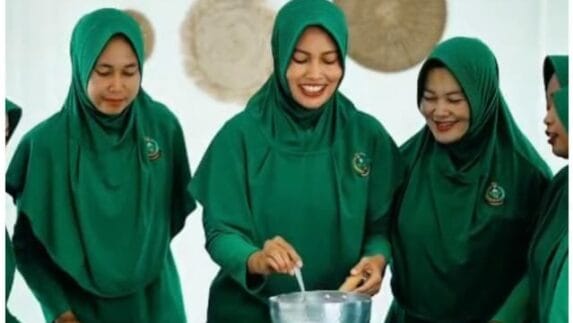 Dari Tapaktuan ke Jakarta: Padusi Tapa Bawa Aroma Aceh Selatan ke Persit Bisa 2026