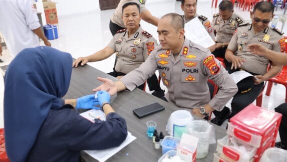 Sambut Hari Bhayangkara, Polres Labuhanbatu Gelar Donor Darah dan Cek Kesehatan Gratis