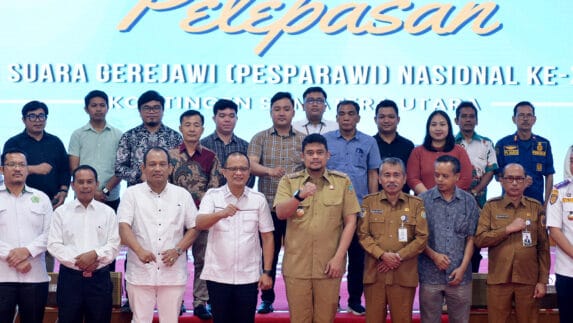 Lepas Kontingen Pesparawi Nasional, Bobby Nasution Targetkan Sumut Pertahankan Gelar Juara Umum