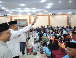 Bupati Saipullah Sambut Kepulangan 342 Jemaah dari Madina Kloter 6 di Asrama Haji Medan