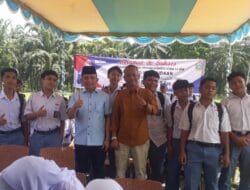 Tingkatkan Kompetensi Diri, H Tondi Roni Tua Dorong Pelajar SMAN 1 Barsel Fokus Berlajar