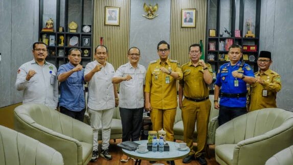 Rico Waas Dorong Talenta Paduan Suara Terus Berkembang