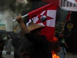 GMNI Unjuk Rasa di depan Kantor DPRD Medan dan Kodim  02/01 Medan
